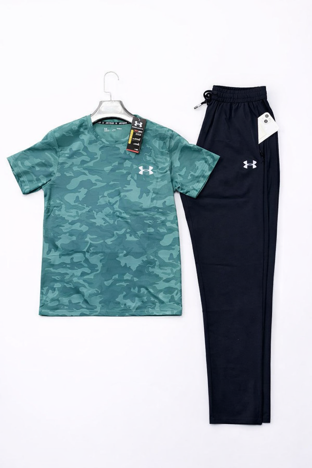 Ensemble Under Armour sport homme vert camouflage – t-shirt + pantalon training
