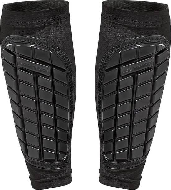 Protège-tibias G-Form Pro – Football Haute Protection | Pro Sport Sénégal