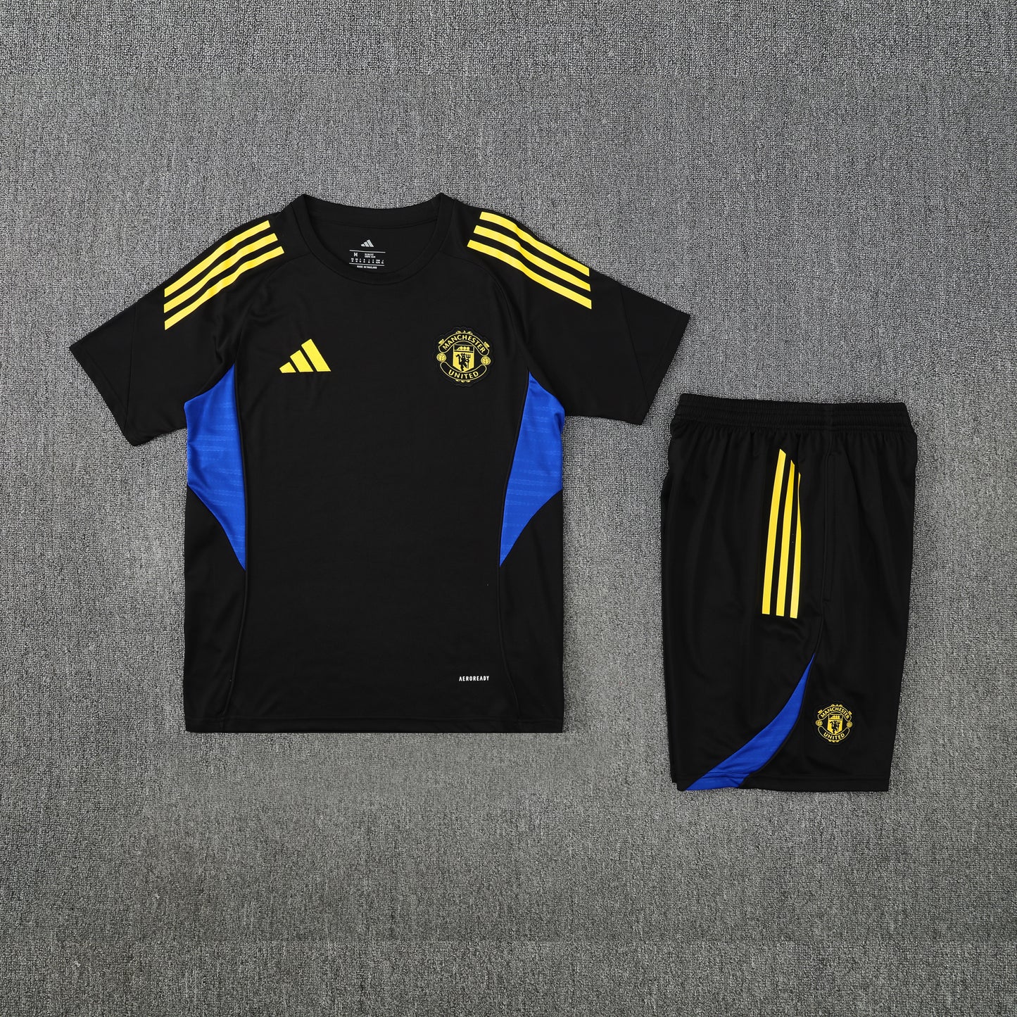 Maillot Manchester United Noir 2025 avec Short – Ensemble Football Homme