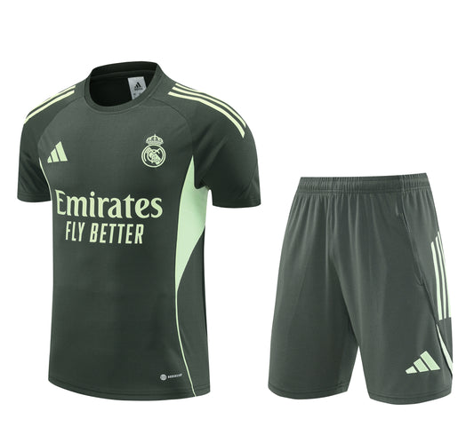 Maillot Real Madrid Entraînement 2025 + Short Adidas