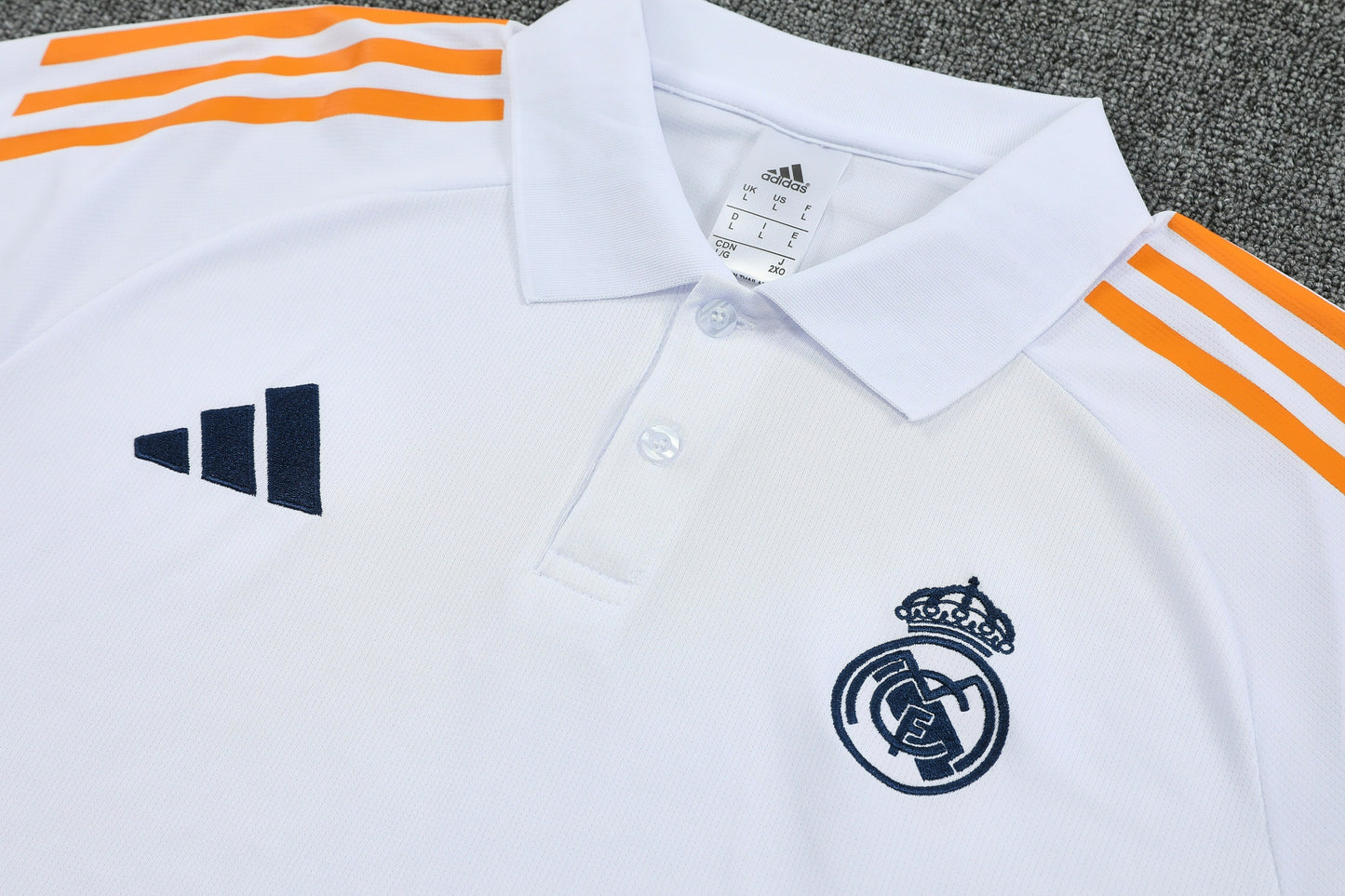 Survêtement Real Madrid Blanc Bleu 2025 – Polo + Pantalon Homme Adidas