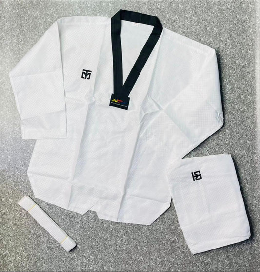 Dobok Taekwondo WT col noir – Ensemble avec ceinture blanche