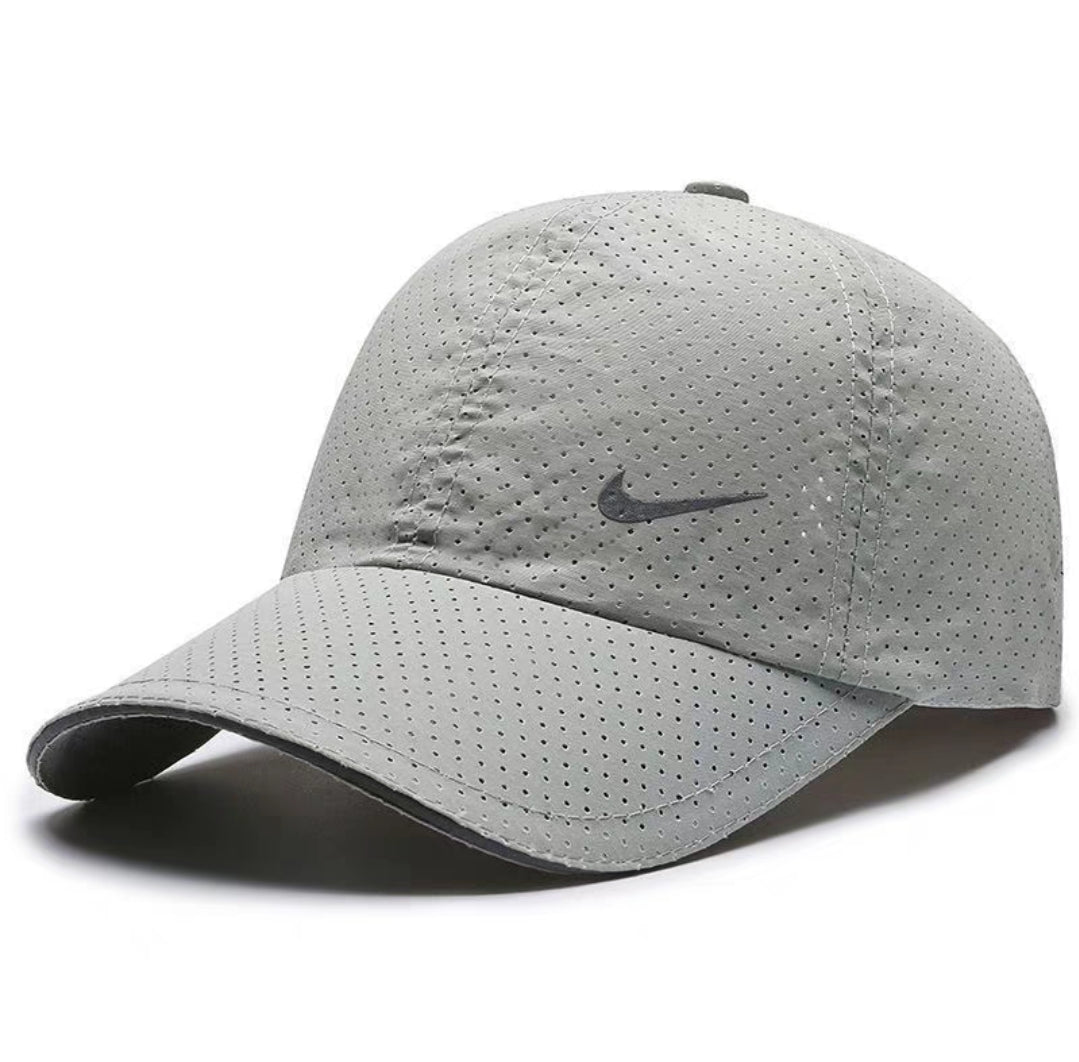 Casquette Noire Légère et Respirante – Idéale pour le Sport