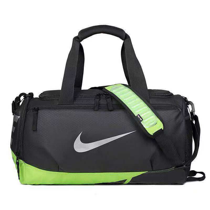 Sac de sport Nike compact et résistant