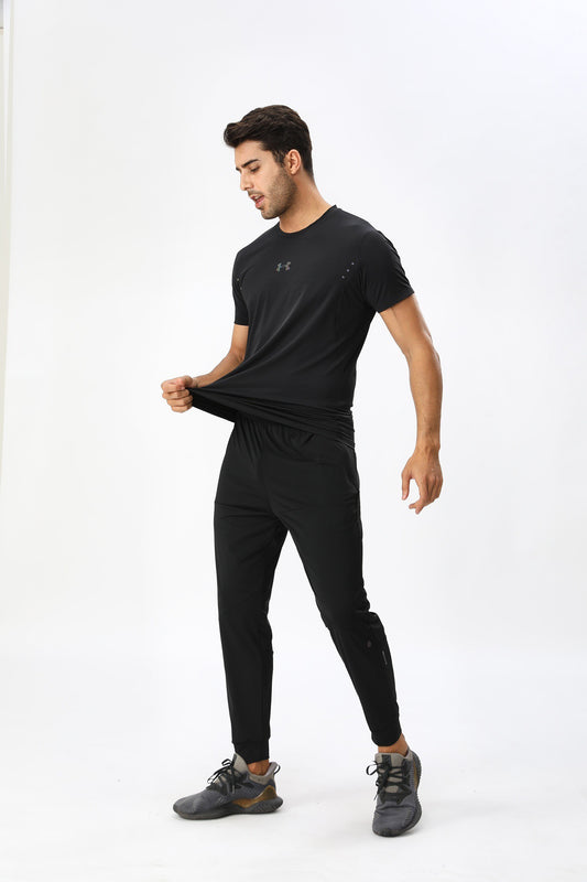 Tenue de Sport Homme : T-shirt Technique Gris et Jogging Noir