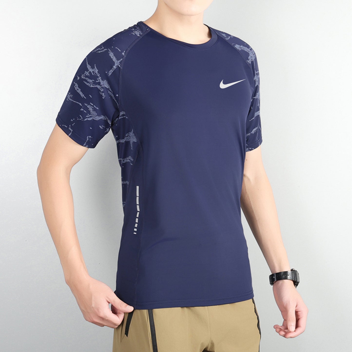 T-shirt Sport Homme – Respirant, Léger et Stretch Bleu Marine