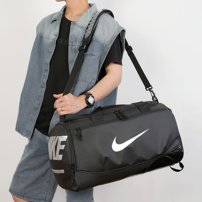 Sac de sport Nike compact et résistant