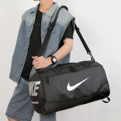 Sac de sport Nike compact et résistant