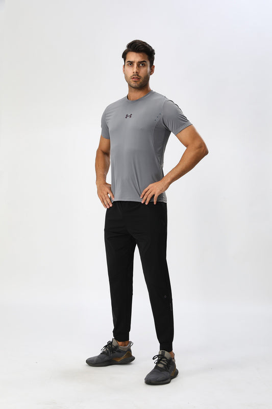 Tenue de Sport Homme : T-shirt Technique Gris et Jogging Noir
