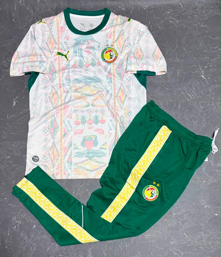 Ensemble Survêtement Sénégal – Maillot + Pantalon Vert & Jaune 🇸🇳⚽️