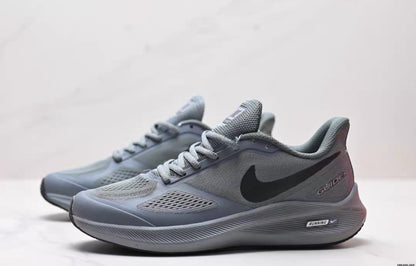Nike Air Zoom Guide 10 Gris – Chaussures Running Homme Respirantes