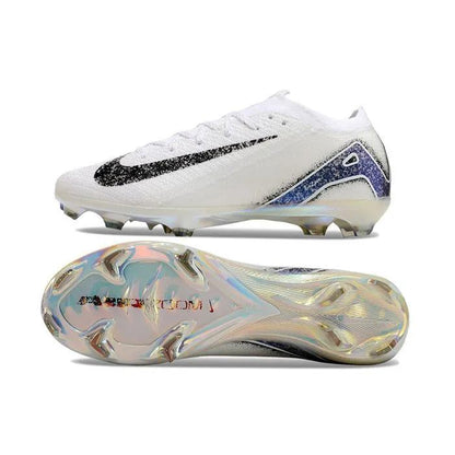 Chaussures de foot blanches crampons FG légers