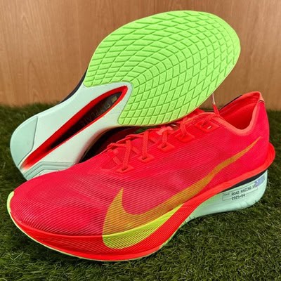 Chaussures de running Nike Zoom – Rouge fluo et vert citron | Pro Sport Sénégal