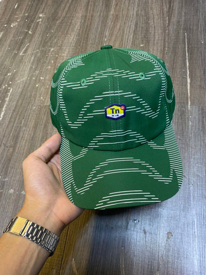 Casquette Nike Air verte à motifs blancs – Style sportif et tendance