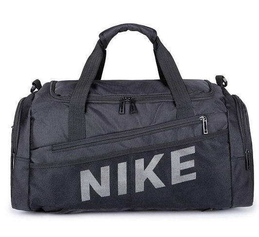 Sac de sport Nike noir - Grand format avec multiples compartiments